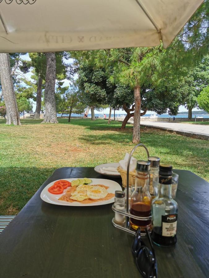 Novigrad Istria Lara Deluxe Superior 5 Star Apartment, Your Piece Of Heaven By The Sea & Park מראה חיצוני תמונה