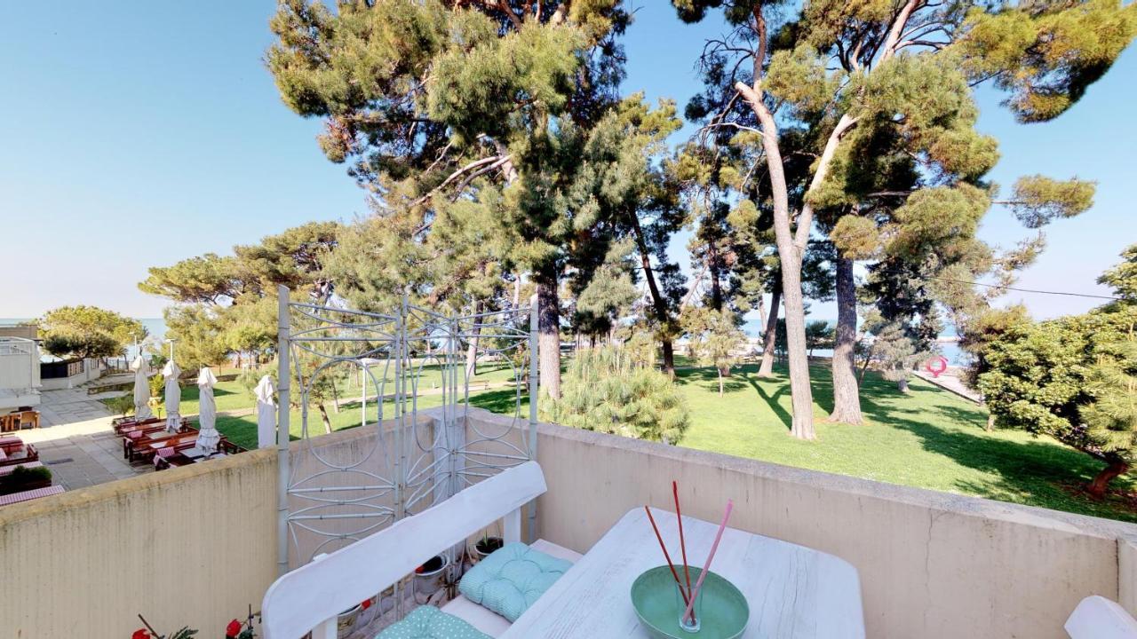 Novigrad Istria Lara Deluxe Superior 5 Star Apartment, Your Piece Of Heaven By The Sea & Park מראה חיצוני תמונה