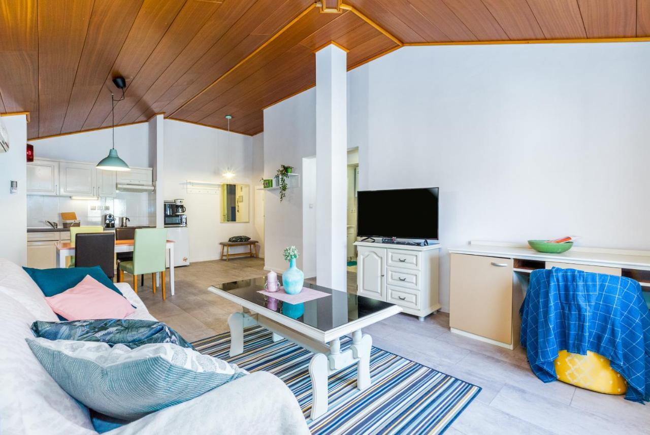 Novigrad Istria Lara Deluxe Superior 5 Star Apartment, Your Piece Of Heaven By The Sea & Park מראה חיצוני תמונה